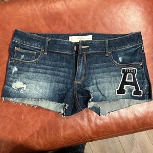 Abercrombie and Fitch booty shorts size 12 new with tags